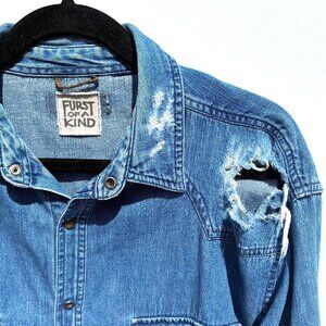 Women’s Furst Of A Kind Snap Front Distressed Blue Denim Button Down Shirt